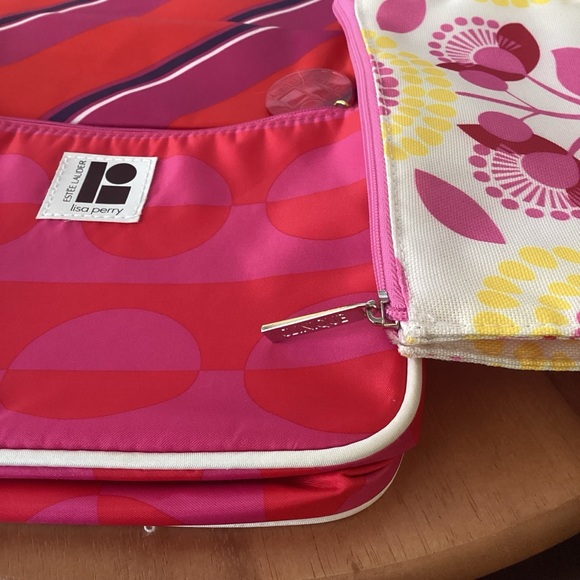Clinique Jonathan Cohen, Avon &  Estee Lauder Lisa Perry Makeup Bag Bundle (4). - Picture 4 of 11